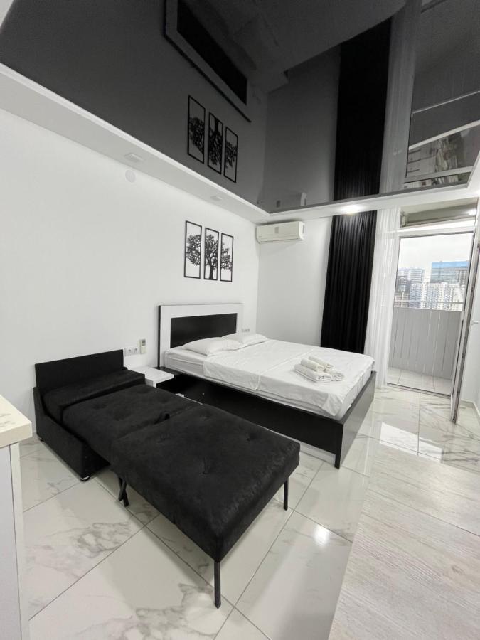 Sea View Studio Apartment In Orbi Residence Batumi Exterior foto